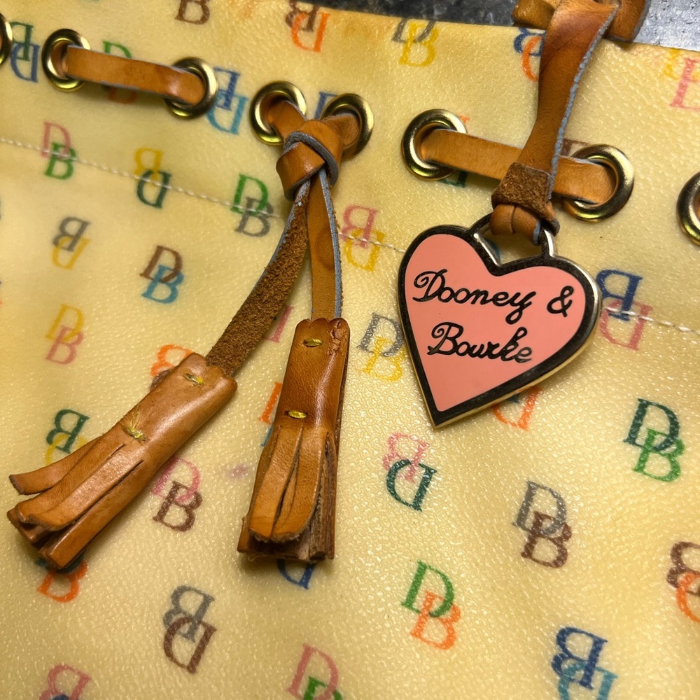 Vintage Dooney & Bourke Yellow Multicolor Logo Tote - Picture 2 of 16
